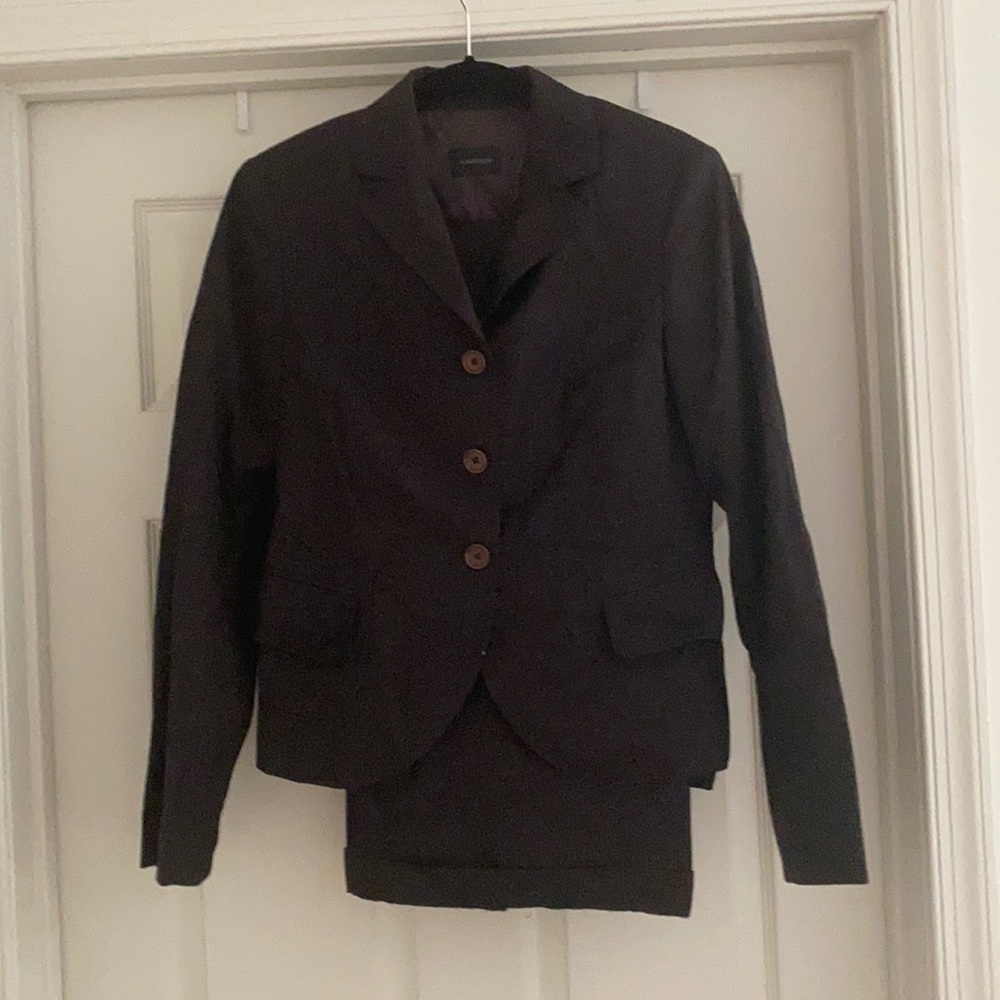 Beautiful winter pant suit.